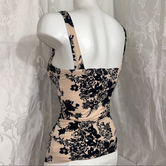 Seductions Nude Cream Floral Square Neck Stretch Tank Top - Picture 4 of 9